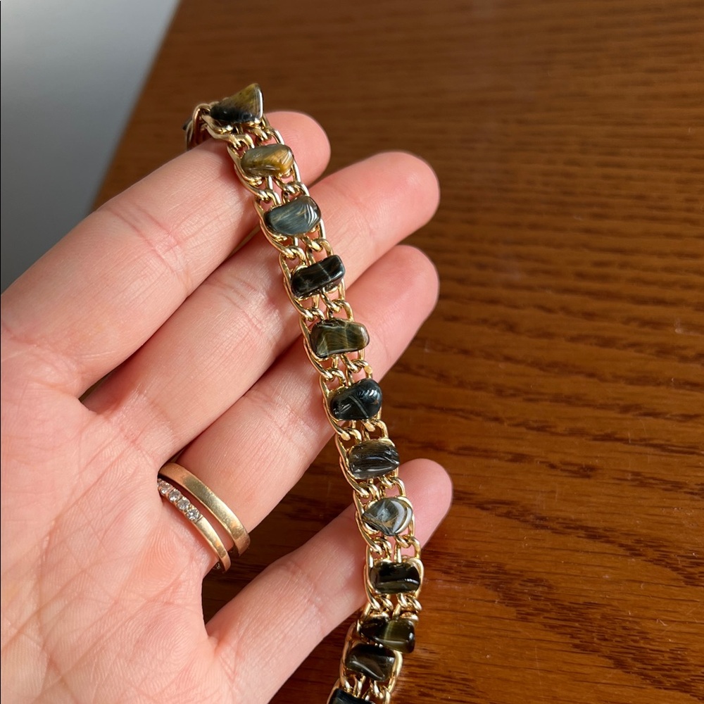 Elegant Gold and Green Bracelet